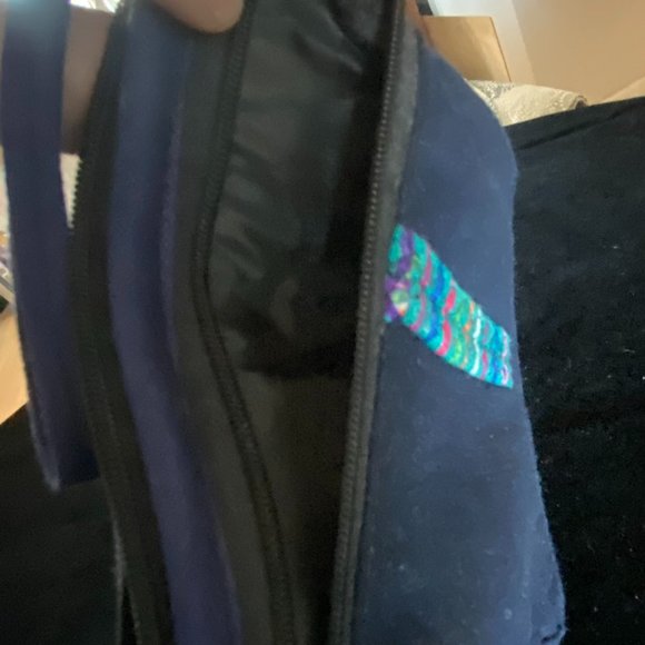 Wristlet from Mexico, embroidered by hand.about 6" long - Picture 6 of 9